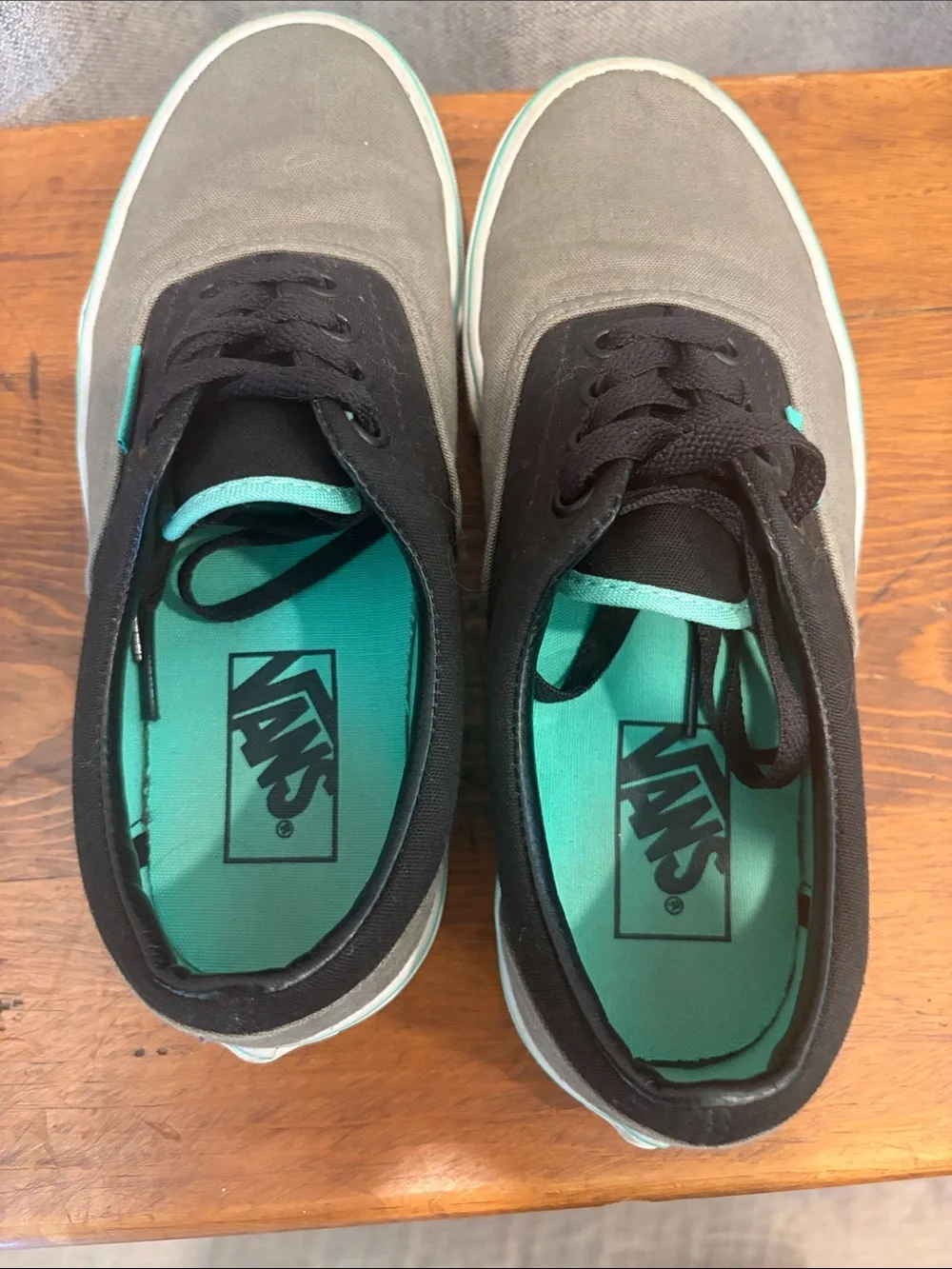 Classic Vans Gray/Black/Teal Low-Top Canvas Sneakers Men’s 4.5 Women’s 6